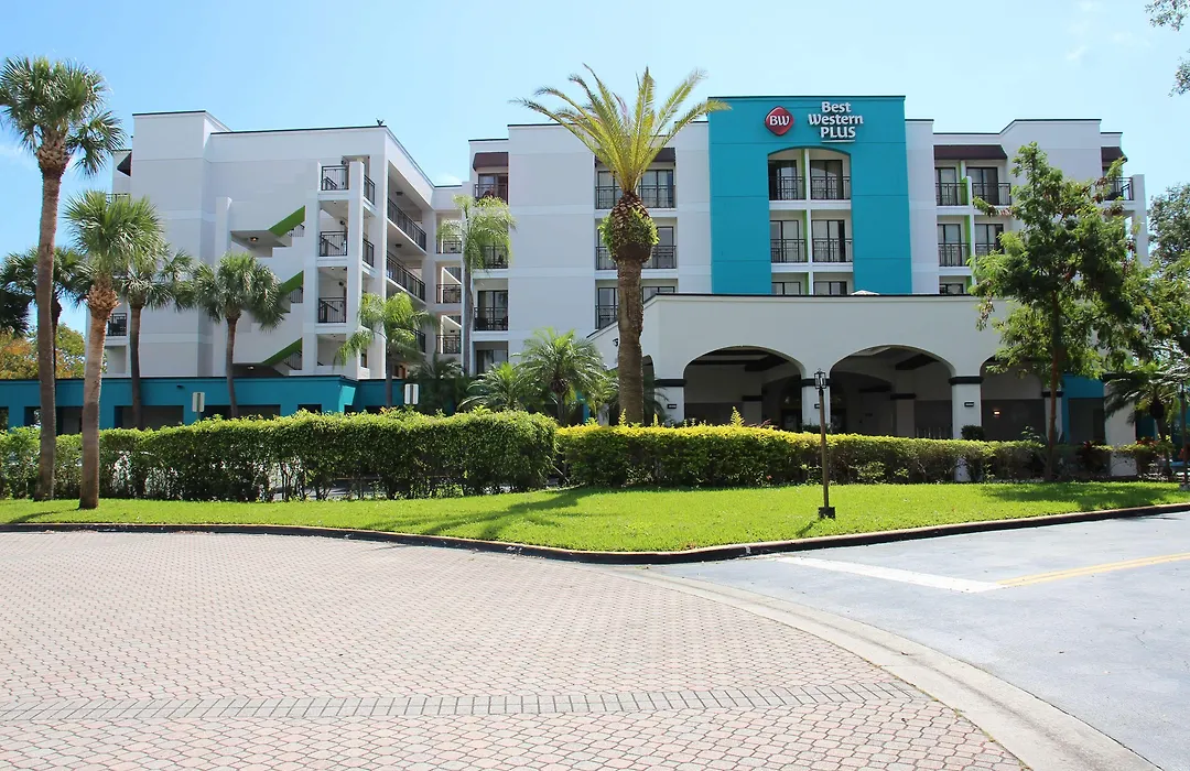 Best Western Plus Deerfield Beach Hotel & Suites-1
